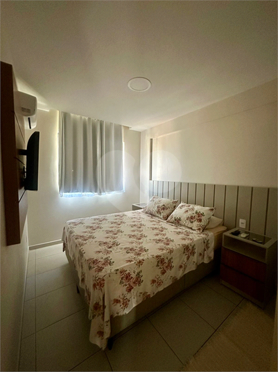 Foto REO1098637