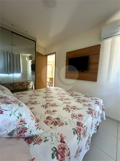 Foto REO1098637