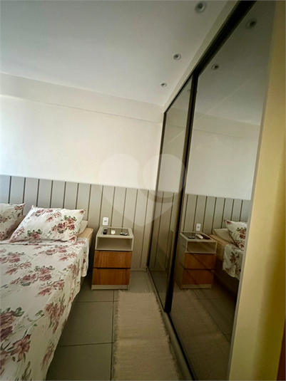 Foto REO1098637