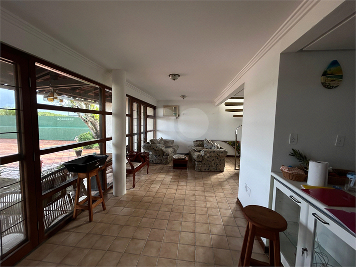 Foto REO1098646