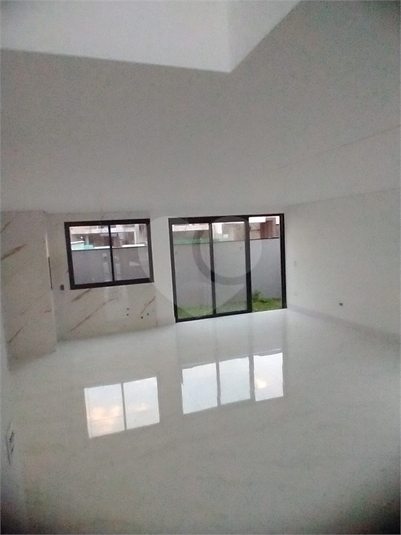 Foto REO1098662