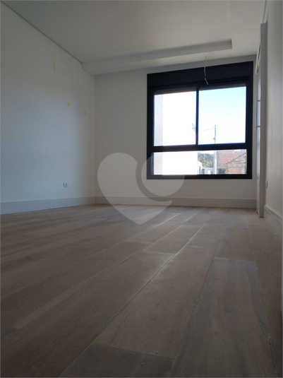 Foto REO1098662