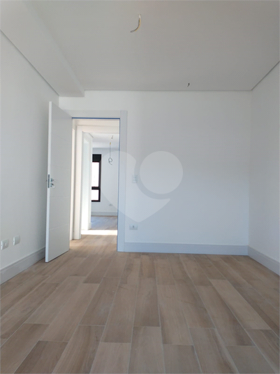 Foto REO1098662