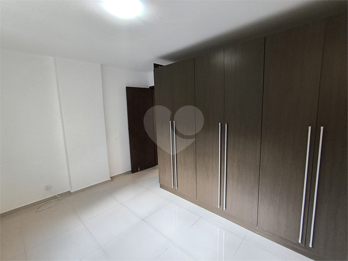 Foto REO1098671
