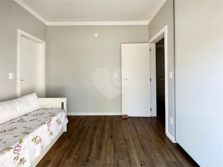 Foto REO1098686