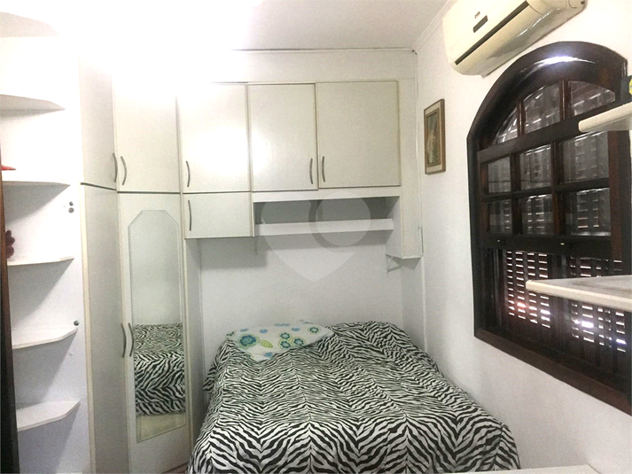 Foto REO1098702