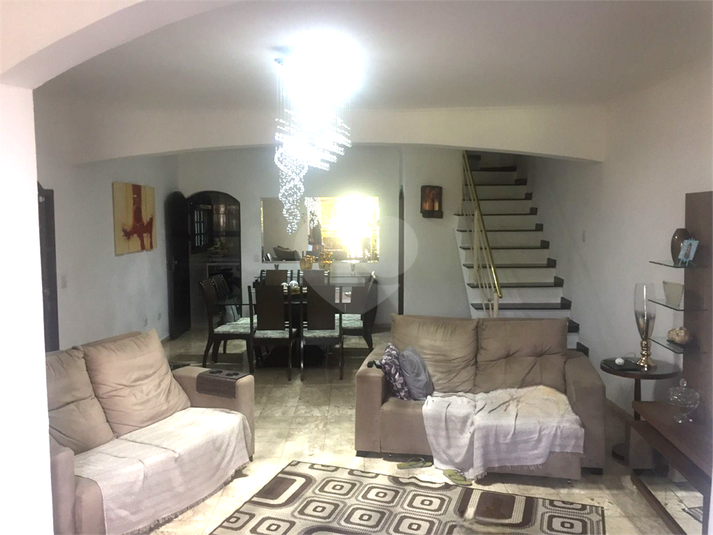 Foto REO1098702