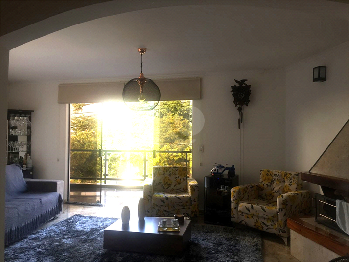 Foto REO1098702