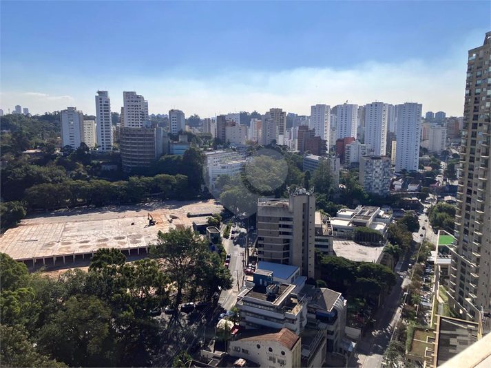 Foto REO1098719