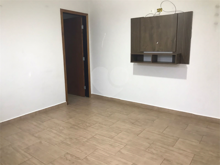 Foto REO1098727