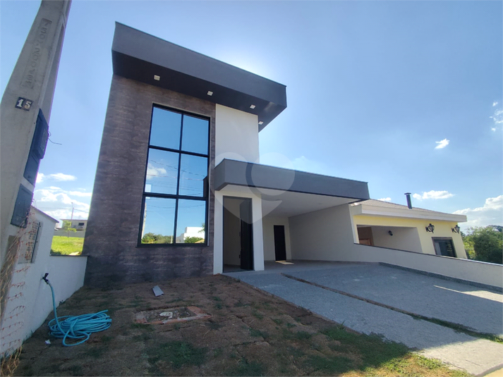 Foto REO1098755