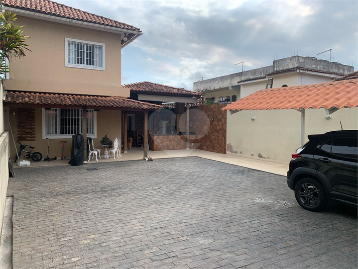 Foto REO1098760
