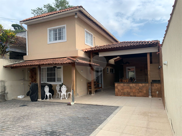 Foto REO1098760