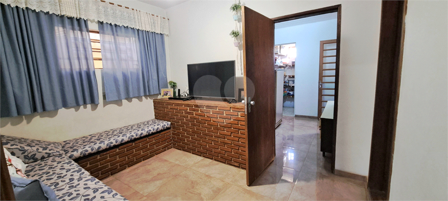 Foto REO1098775