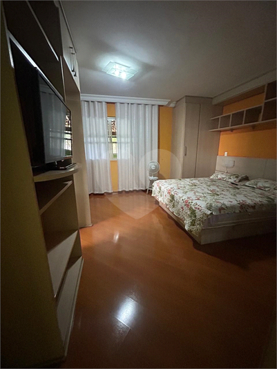Foto REO1098795