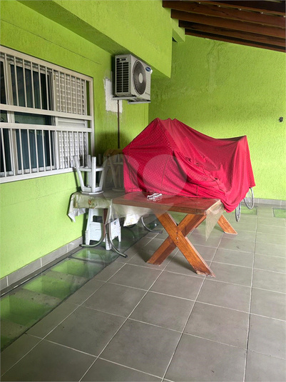Foto REO1098795