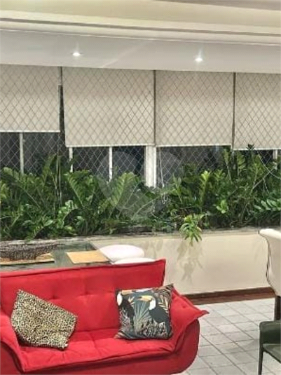 Foto REO1098800