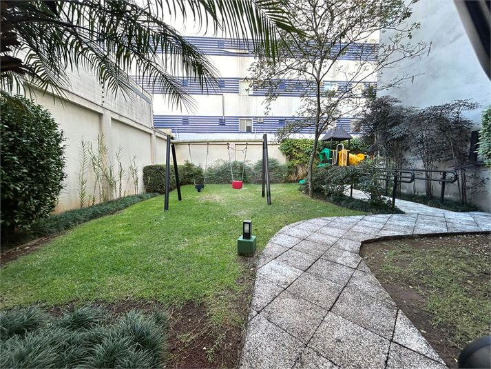 Foto REO1098817