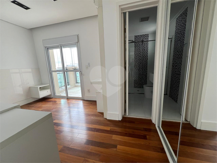 Foto REO1098831