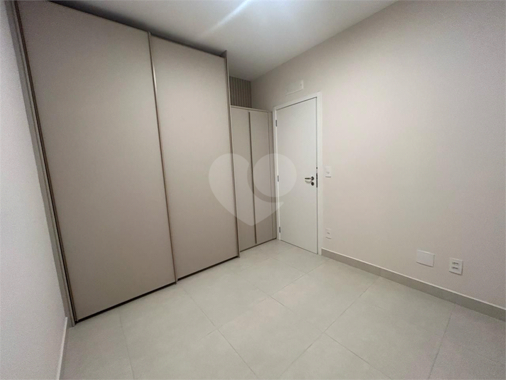 Foto REO1098834