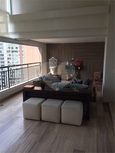 Foto REO1098839