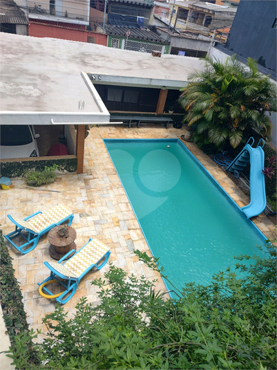 Foto REO1098852