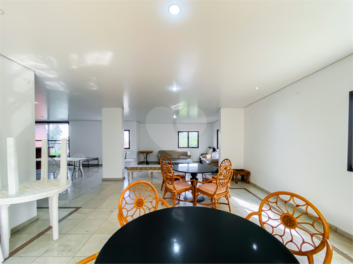 Foto REO1098872