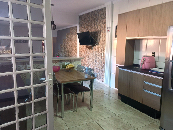 Foto REO1098879