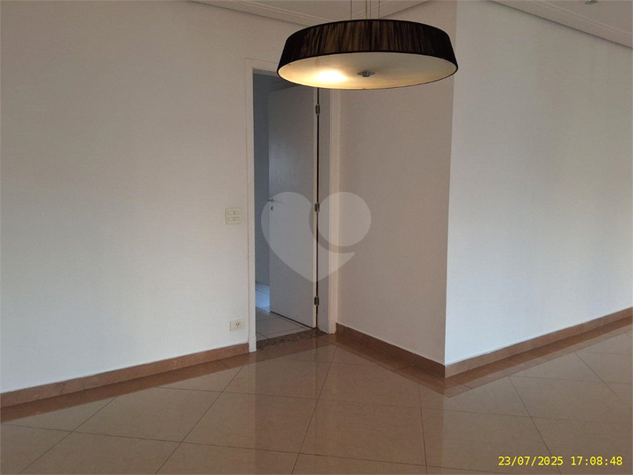 Foto REO1098889