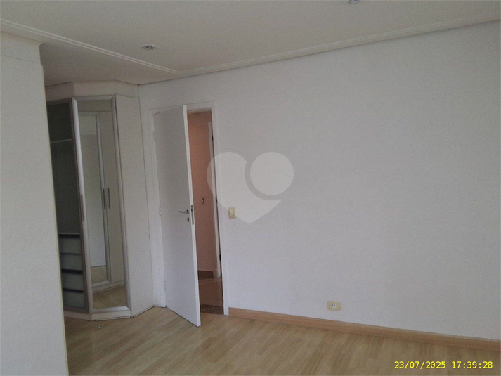 Foto REO1098889