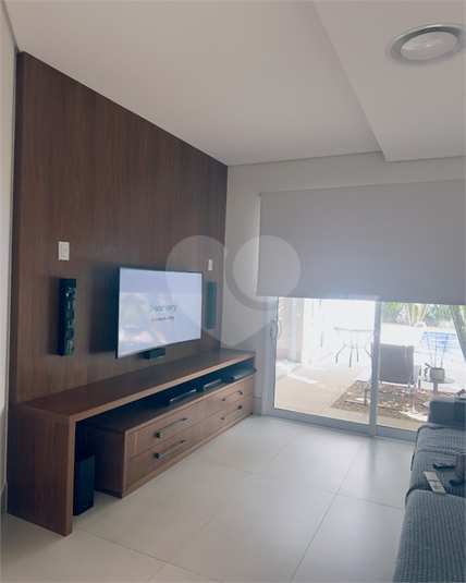 Foto REO1098938