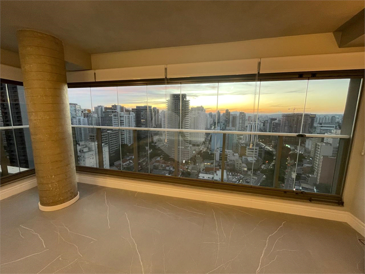 Foto REO1098944