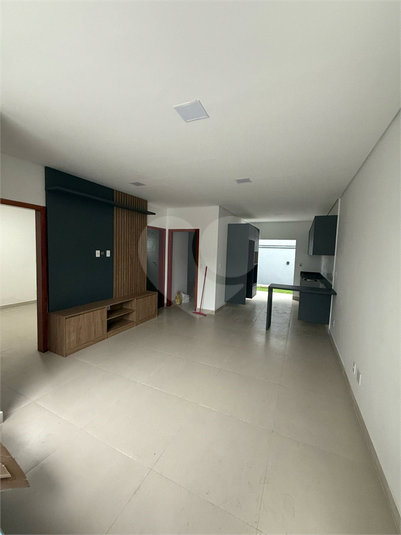 Foto REO1098945