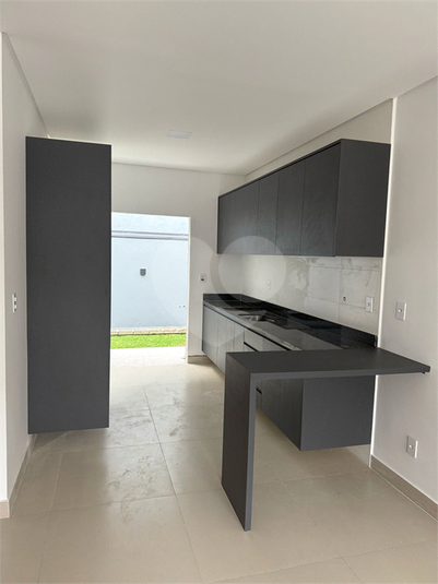 Foto REO1098945