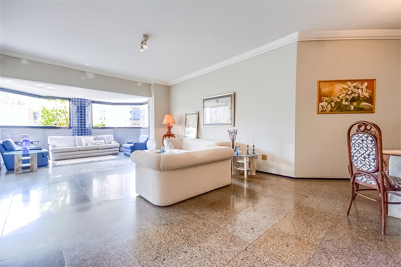 Foto REO1098952