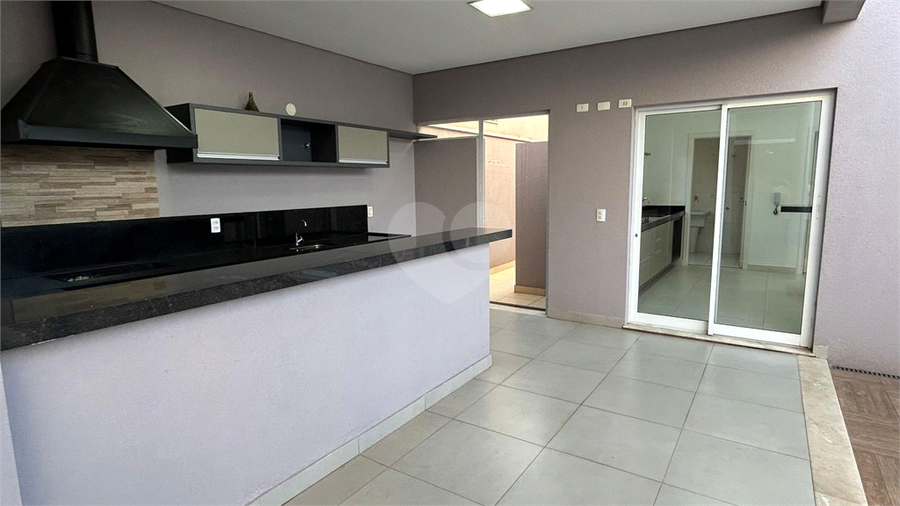 Foto REO1098967