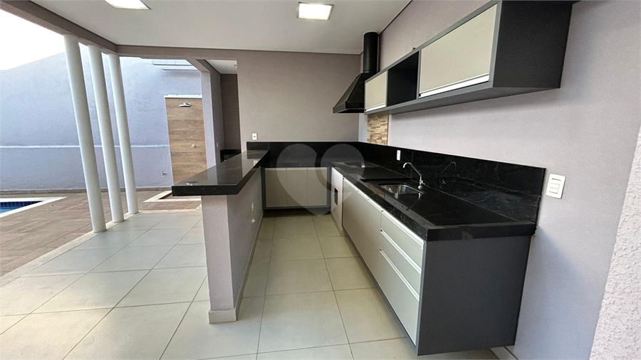 Foto REO1098967
