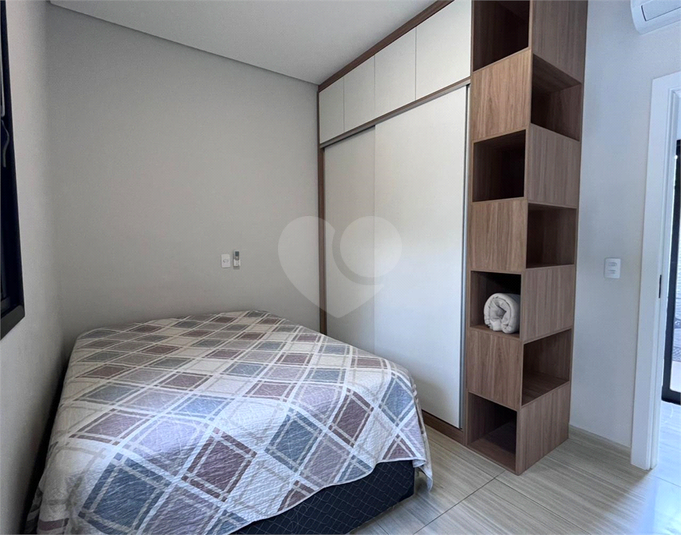 Foto REO1098969