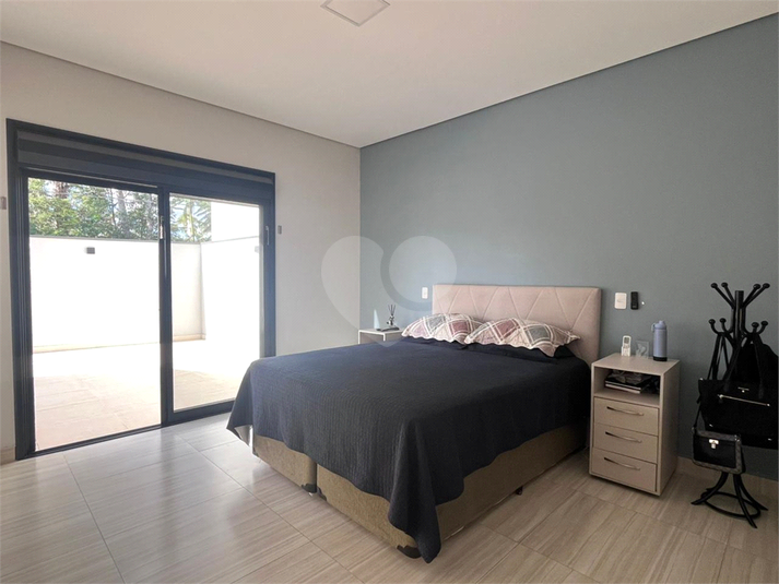 Foto REO1098969