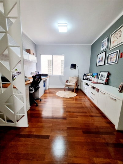 Foto REO1098980