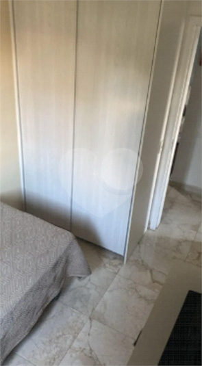 Foto REO1098989