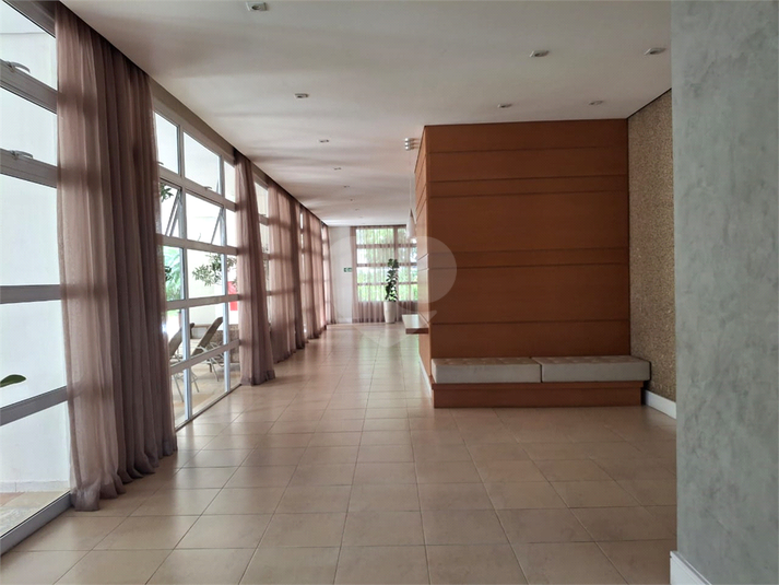 Foto REO1099003