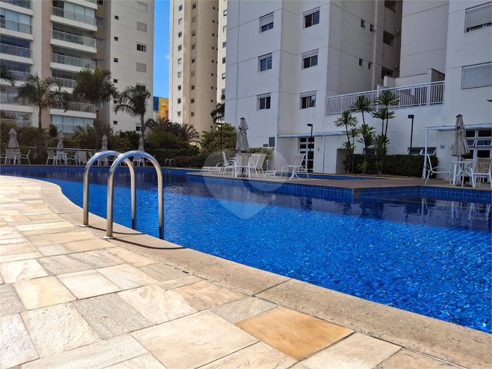 Foto REO1099003