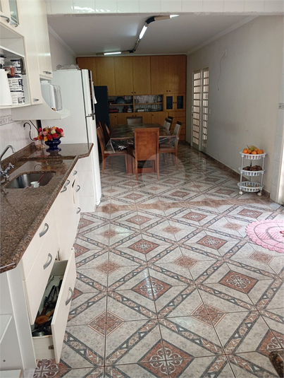 Foto REO1099008