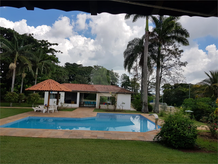 Foto REO1099015