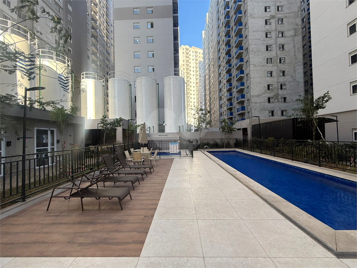 Foto REO1099025