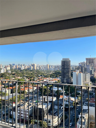 Foto REO1099026