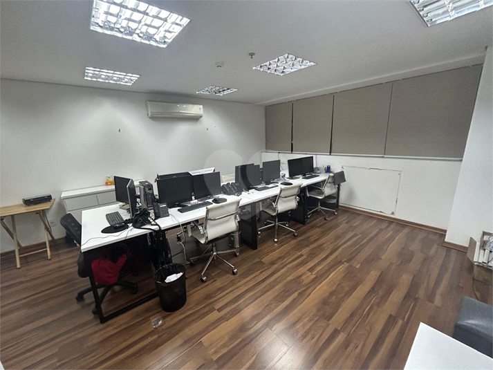 Foto REO1099027
