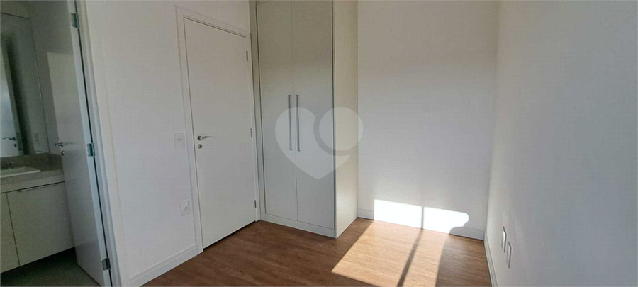 Foto REO1099033