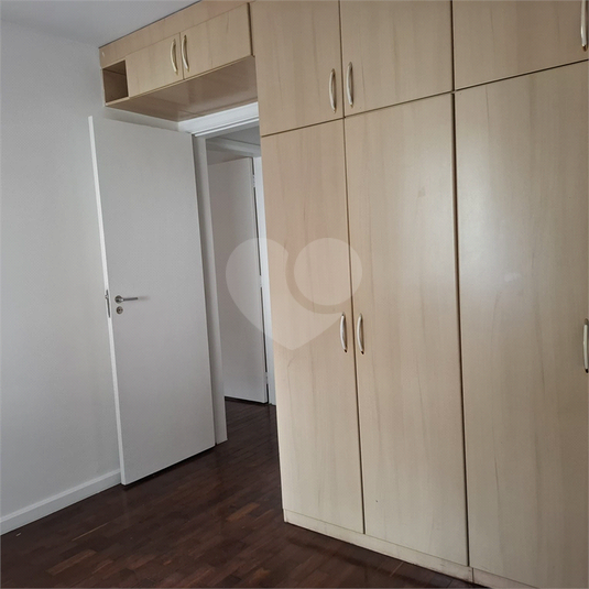 Foto REO1099038